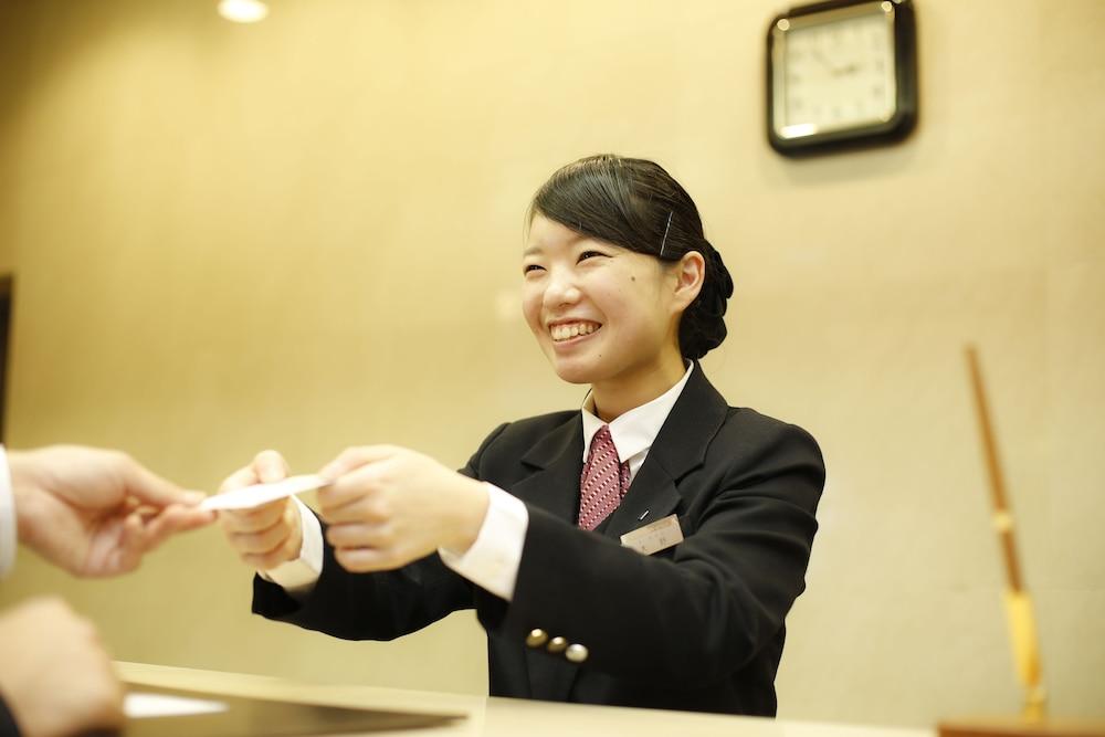 Tokushima Grandvrio Hotel Exterior photo